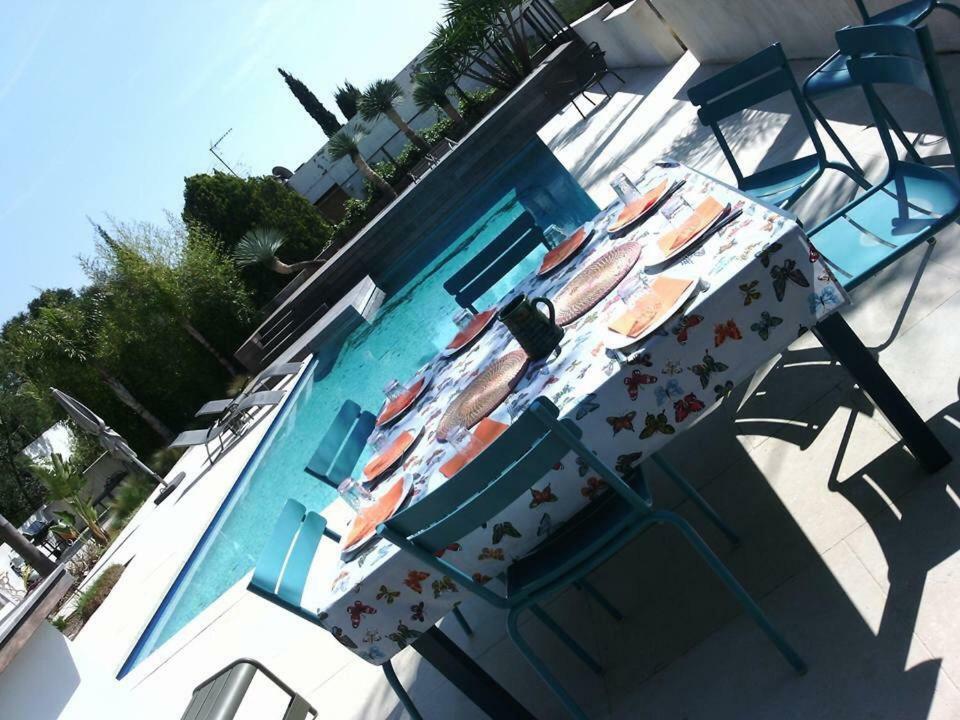 Golfe De Saint Tropez- Beauvallon Villa 格里莫 外观 照片